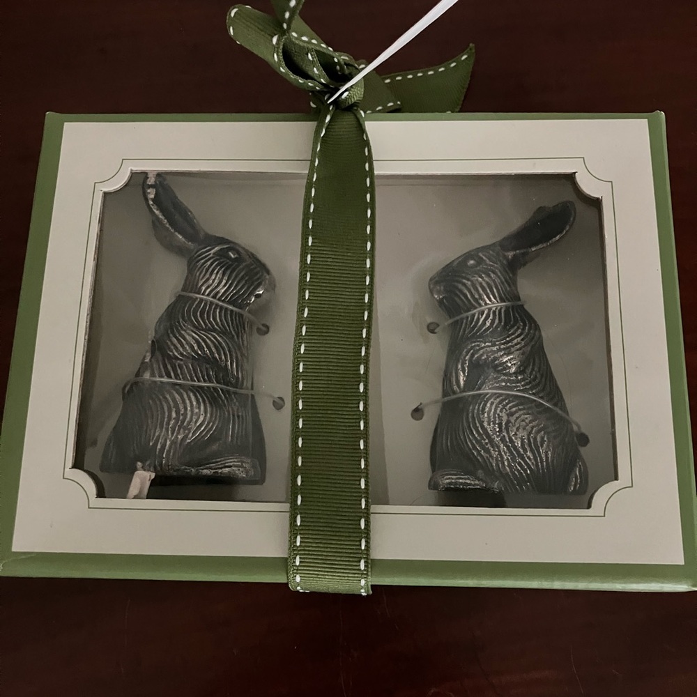 Williams Sonoma Pewter Bunny Salt/Pepper